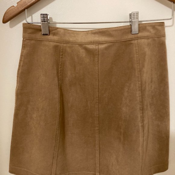 Wilfred faux suede zip-up skirt - Picture 3 of 3